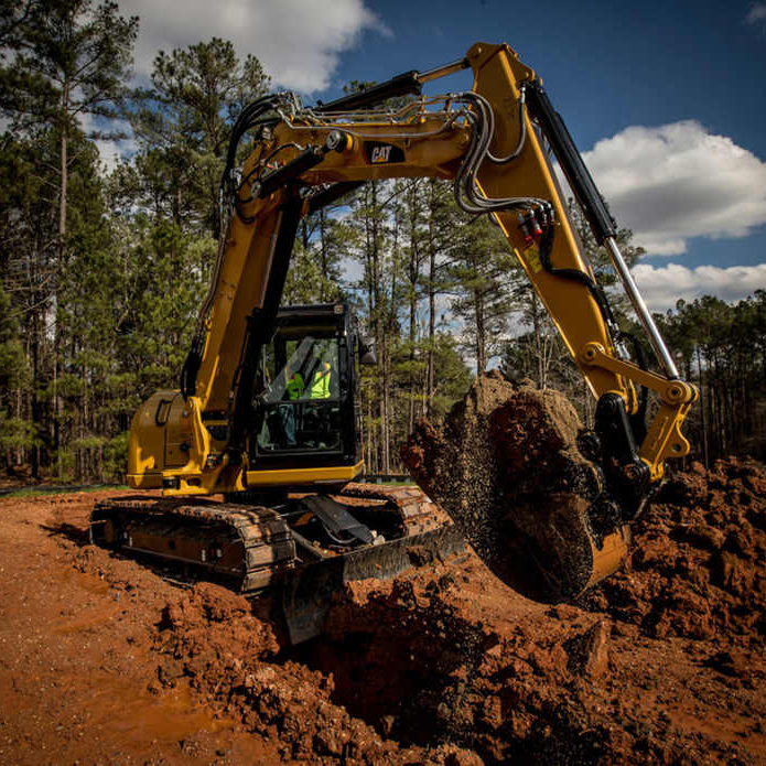 Controla la maquinaria pesada vía GSM