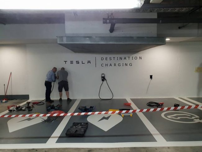 tesla02 Cargadores de coches eléctricos